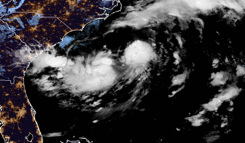 Furtuna Chris se transformă în uragan; Beryl amenință Puerto Rico