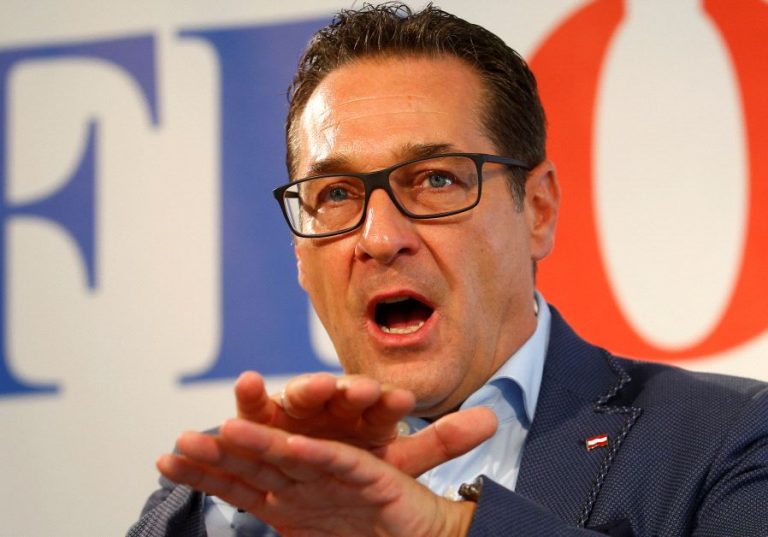 Austria. Postul public de radioteleviziune îl dă în judecată pe vicecancelarul Strache