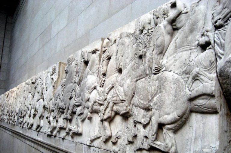 Grecia cere din nou Londrei să-i returneze frizele din marmură ale Partenonului