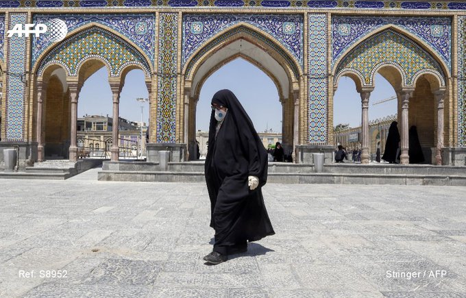 Iranul şi-a redeschis principalele sanctuare şiite – FOTO