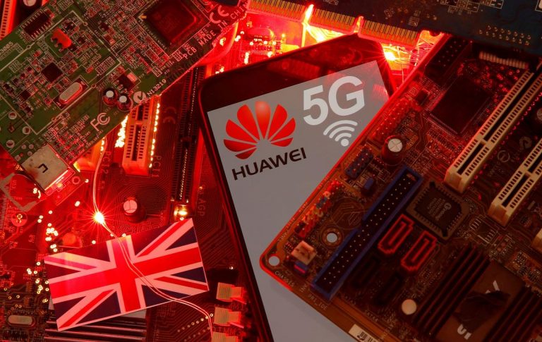 Guvernul britanic a prezentat în parlament proiectul de lege ce vizează excluderea Huawei din reţeaua 5G