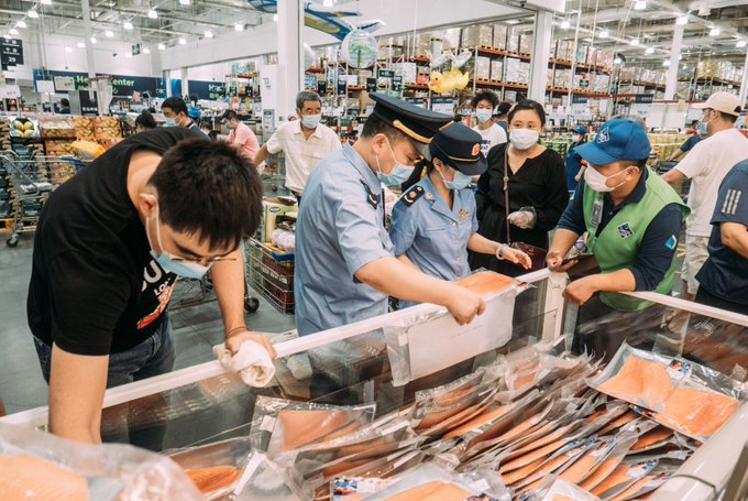 China a lansat o campanie de verificare a alimentelor importate după un recul al COVID-19 la Beijing