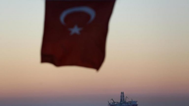 Turcia suspendă prospecţiuni maritime pentru petrol şi gaze în Mediterana