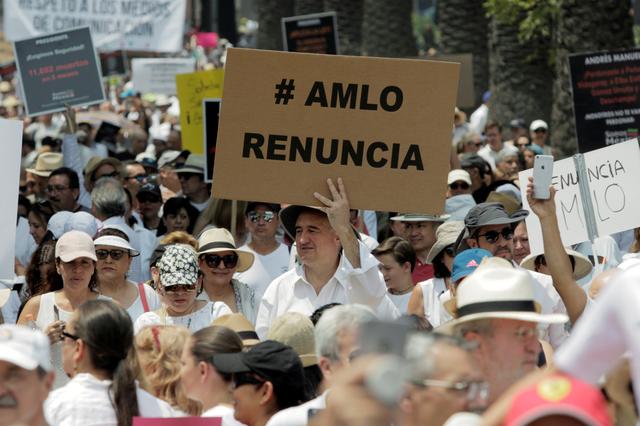 Mexicanii ies din nou în stradă împotriva preşedintelui Obrador