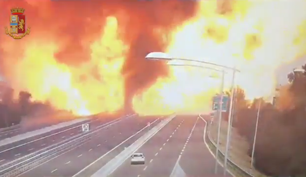 Circulația a fost reluată pe autostrada din Bologna. Autoritățile au început ancheta
