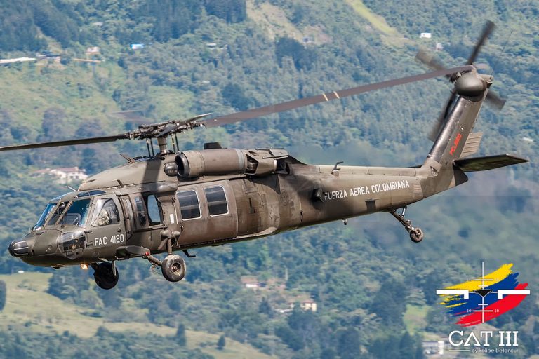Un elicopter militar S-A PRĂBUȘIT în Columbia: 6 răniți și 11 dispăruți!