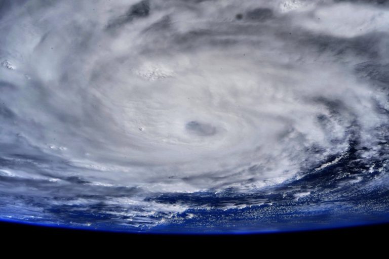 2022 aduce patru uragane majore în Oceanul Atlantic