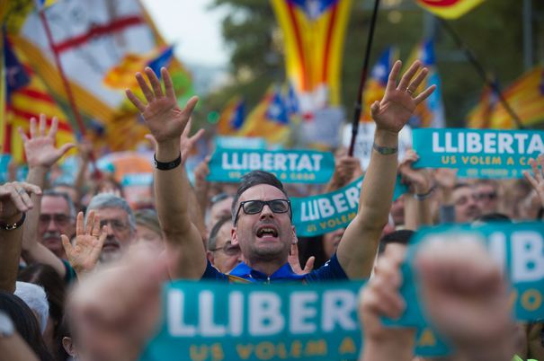 Madrid: Puigdemont nu poate rezolva criza doar prin convocarea alegerilor