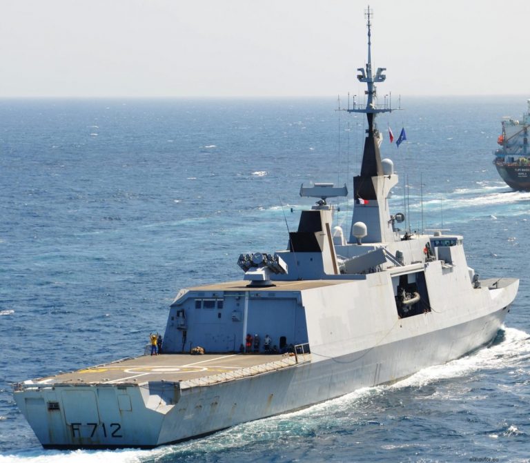 Franța mobilizează două nave de război și avioane Rafale în Mediterana Orientală