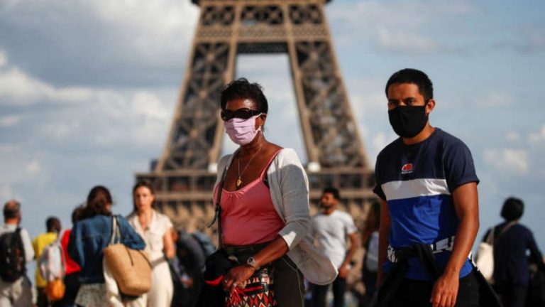 Parisul și Marsilia sunt ZONE ROȘII cu risc ridicat de contagiune