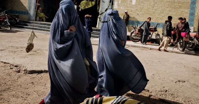 Danemarca va acorda sistematic azil femeilor şi fetelor originare din Afganistan