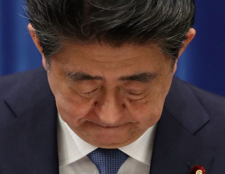 Shinzo Abe pleacă, dar vrea să ‘betoneze’ apărarea antirachetă a Japoniei