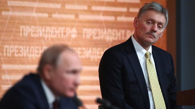 Kremlinul susţine că NU e nevoie de un decret semnat de Putin pentru a opri mobilizarea