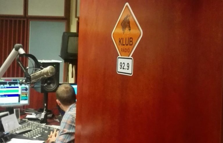 Un important post de radio din Ungaria a rămas FĂRĂ licenţă