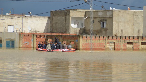 POTOP în Tunisia! Şase oameni, dintre care trei copii, au murit în inundaţii
