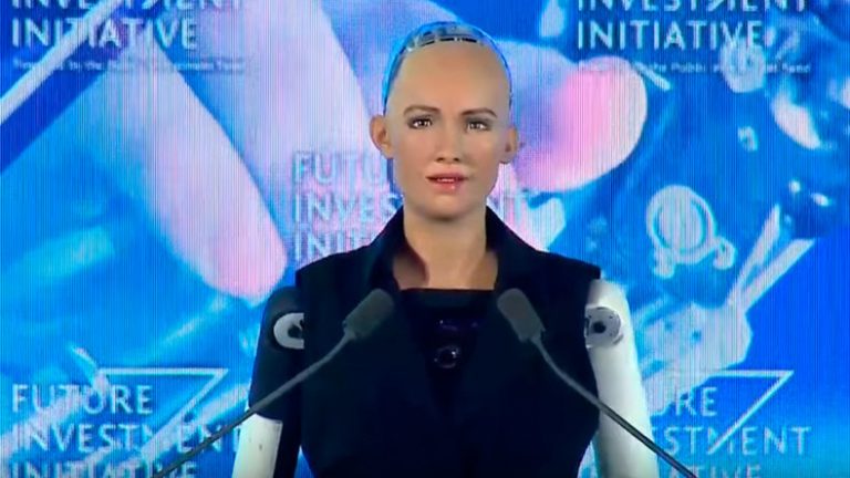 Prima ţară din lume care acordă CETĂŢENIE unui robot humanoid – VIDEO