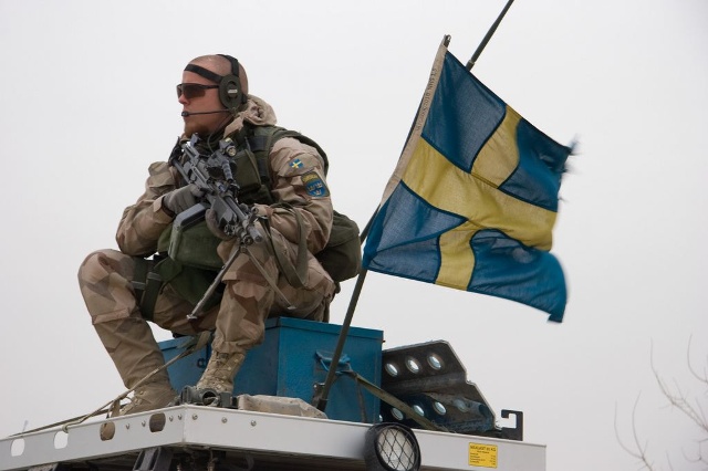 Rusia e tot mai prinsă în ‘cleștele’ armat Occidental: Suedia trimite trupe în Letonia, pentru a descuraja orice provocare a Moscovei