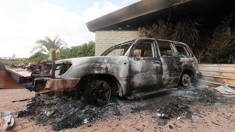 Atentat cu mașină-capcană în orașul libian Benghazi – Cel puțin doi morți