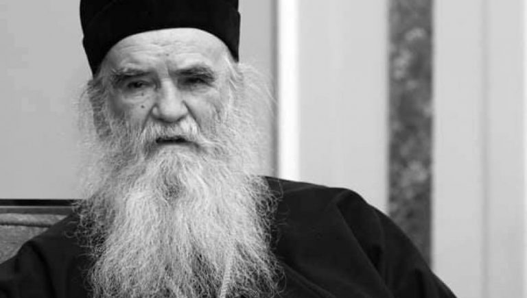 Mitropolitul Bisericii Ortodoxe Sârbe din Muntenegru A MURIT de coronavirus