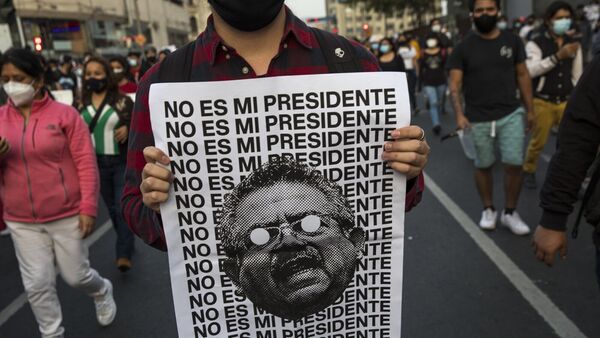 Peruanii protestează împotriva noului preşedinte