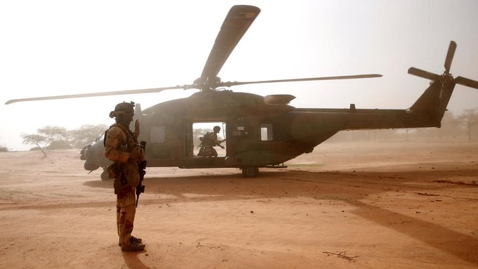 Ultimii militari francezi PLEACĂ din Mali