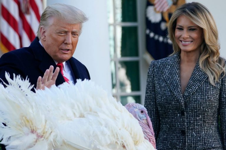 Thanksgiving la Casa Albă (VIDEO): Trump l-a cruțat pe Corn!