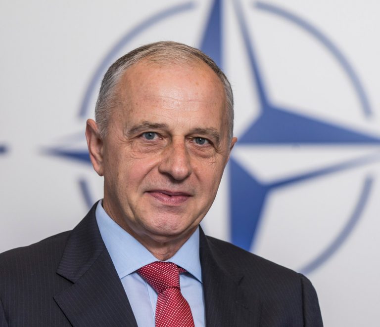 Geoană: Propunerea privind clauza de solidaritate din noul concept strategic al NATO este în beneficiul României