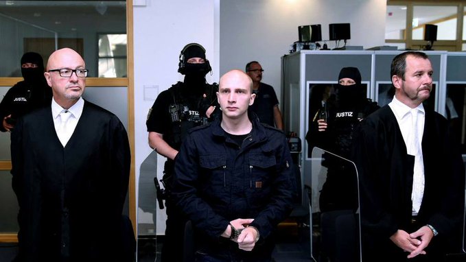 Teroristul din Halle a fost condamnat la închisoare pe viaţă
