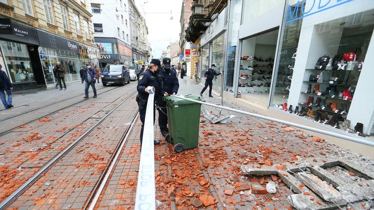 Cel puţin doi morţi şi zeci de răniţi în urma cutremurului produs în Croaţia