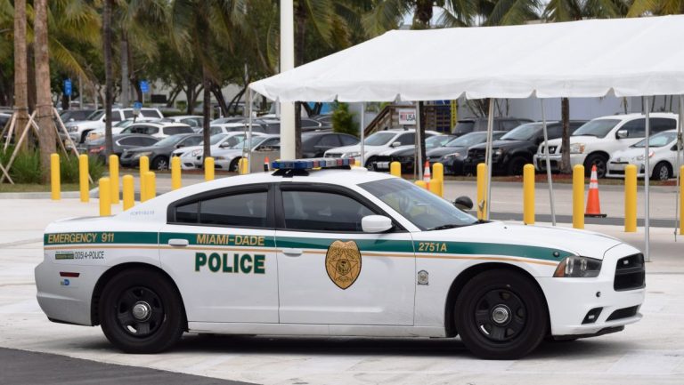 Incidente armate în Florida: 12 oameni au fost răniţi de gloanţe!
