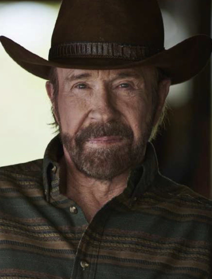 A fost sau n-a fost Chuck Norris la asediul Capitoliului? Actorul american face lumină!