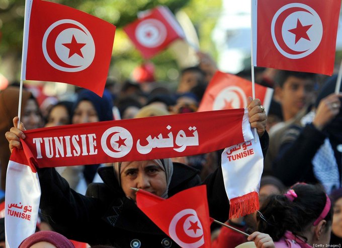 Sute de persoane au manifestat duminică în centrul Tunisului împotriva unei serii de arestări
