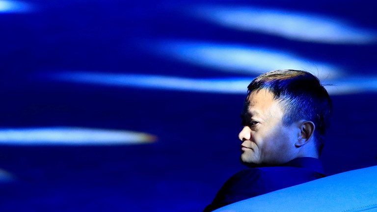 După multe luni, Jack Ma apare iar în public. Lumea se temea de tot ce-i mai rău!