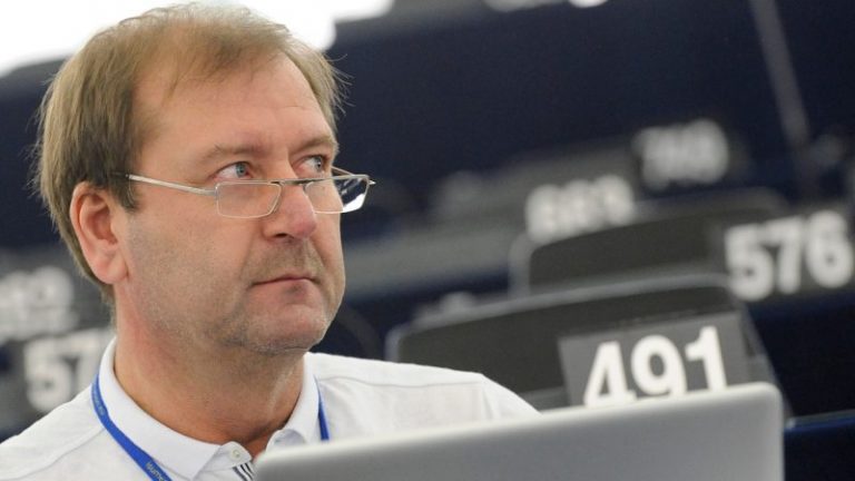Viktor Uspaskich a fost EXCLUS din Renew Europe pentru comentarii homofobe