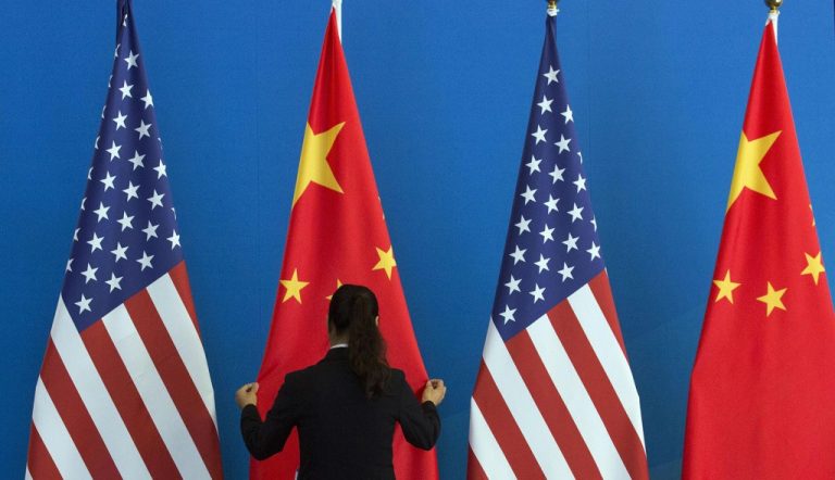 China s-a săturat de criticile americanilor: ‘Nici voi nu sunteţi perfecţi!’