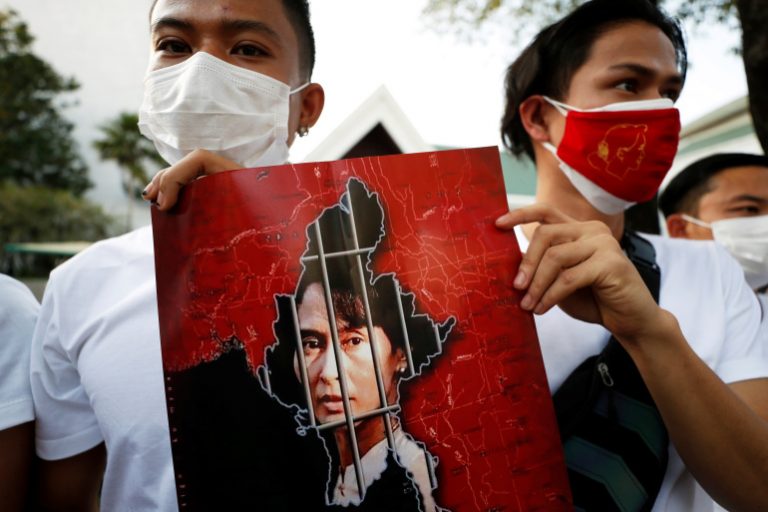 Procesul lui Aung San Suu Kyi începe pe 14 februarie