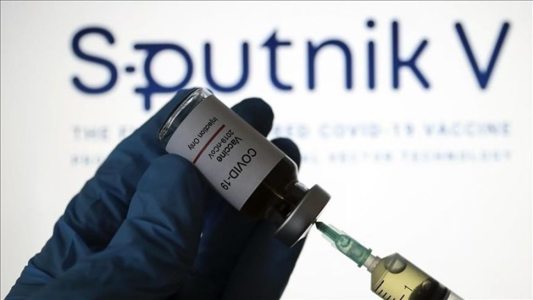 Germanii călătoresc în Rusia pentru a se vaccina cu Sputnik V