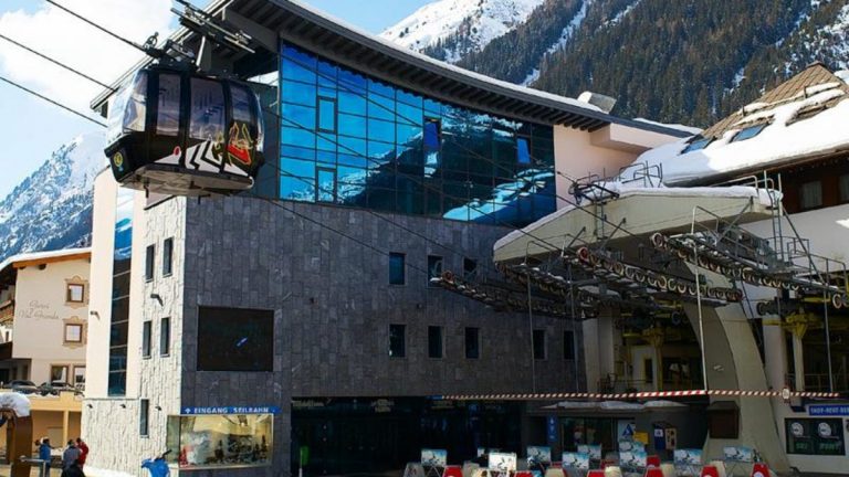 O vestită staţiune de schi din Austria rămâne ÎNCHISĂ tot sezonul