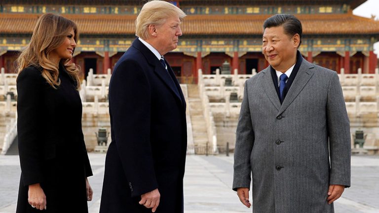 Prima zi a lui Trump în China a dus la semnarea de acorduri comerciale în valoare de 9 miliarde de dolari