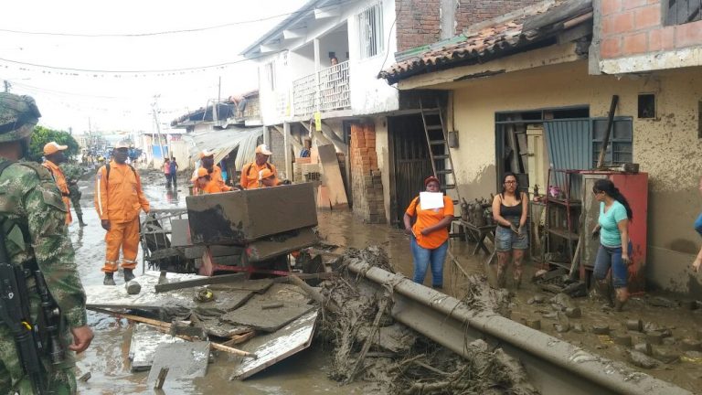 Alunecare de teren în Columbia. Cel puţin şapte persoane au murit