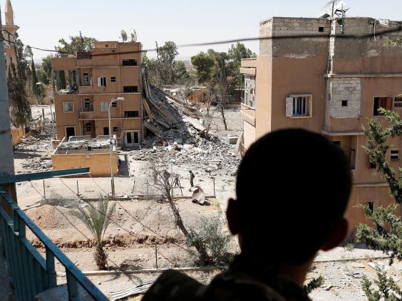 Autorităţile de la Damasc consideră că Raqqa rămâne un ‘oraş ocupat’