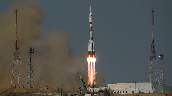 Capsula spaţială Soyuz MS-18 a fost lansată cu succes într-o misiune aniversară dedicată lui Iuri Gagarin