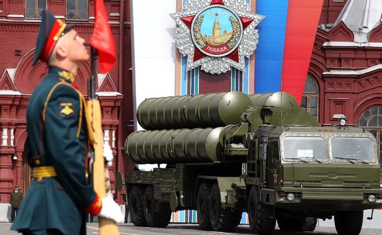 Putin vrea consolidarea armatei, fără ca Rusia să fie atrasă într-o cursă ‘militaristă’