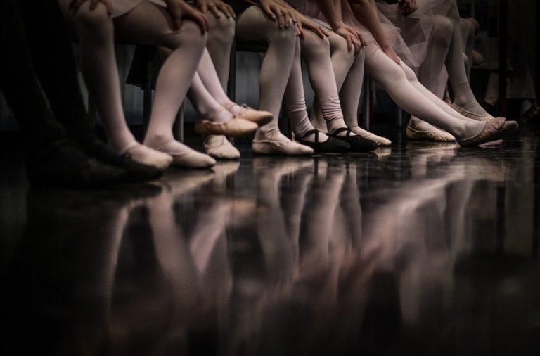 Un angajat al celebrei școli de balet din Paris a fost ARESTAT pentru agresiune  sexuală
