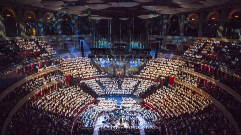 Royal Albert Hall va găzdui primul concert cu sala plină de la începutul pandemiei