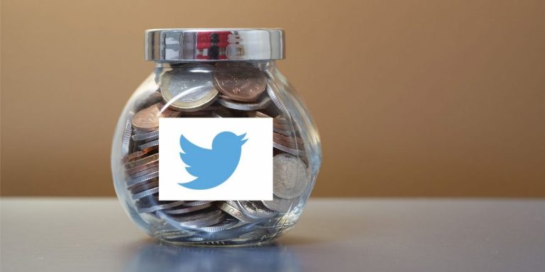 Twitter îşi încurajează utilizatorii să ofere BACŞIŞURI pentru conturile preferate