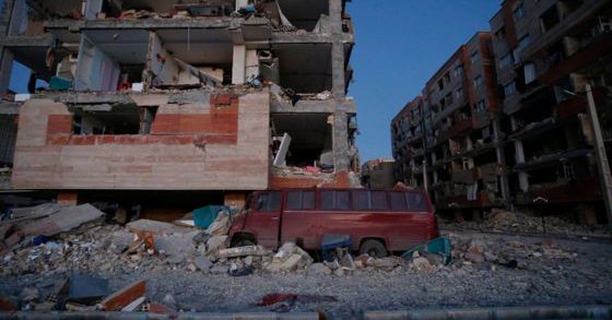 Bilanțul final al cutremurului din Iran : 436 de victime, mii de răniţi şi zeci de mii de clădiri avariate sau distruse