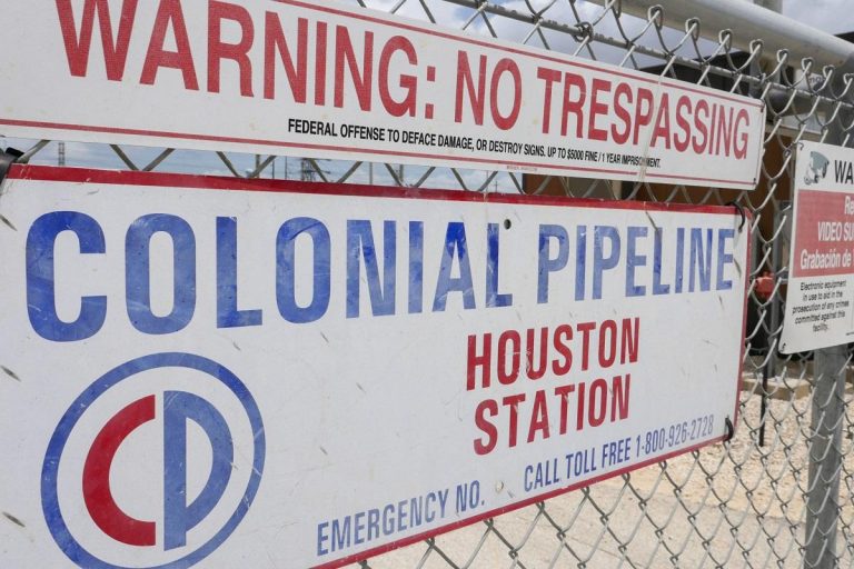 Colonial Pipeline A PLĂTIT hackerii care i-au blocat oleoductul
