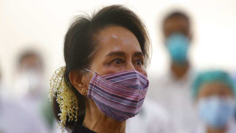 Aung San Suu Kyi a fost plasată în izolare într-o închisoare din capitala Myanmarului
