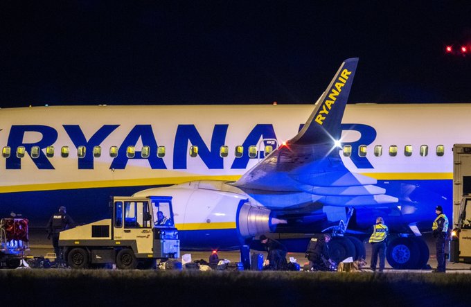 Un avion Ryanair a aterizat de urgență la Berlin